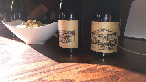 Wine Bar «The Wine Crush», reviews and photos, 3131 E Broadway, Long Beach, CA 90803, USA