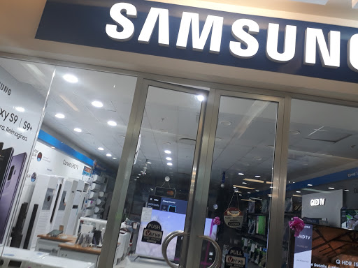 Samsung, Adeyemo Alakija St, Victoria Island, Lagos, Nigeria, Thrift Store, state Lagos
