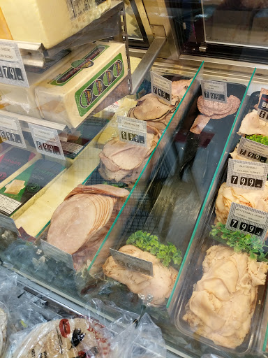 Grocery Store «Hollywood Super Market», reviews and photos, 714 N Main St, Royal Oak, MI 48067, USA