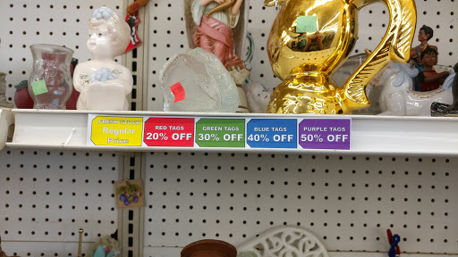 Thrift Store «Waterfront Rescue Mission Thrift Store», reviews and photos, 4376 Gulf Breeze Pkwy, Gulf Breeze, FL 32563, USA