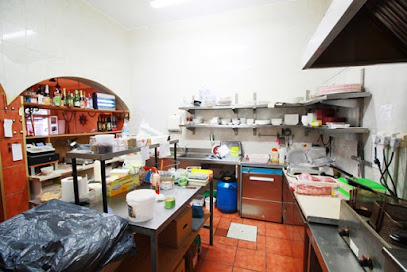 Información y opiniones sobre Los Piratas Del Dorado de Torremolinos