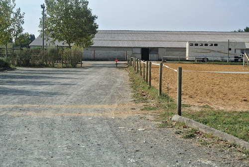 Centre Equestre Fief des Garennes à Dompierre-sur-Mer