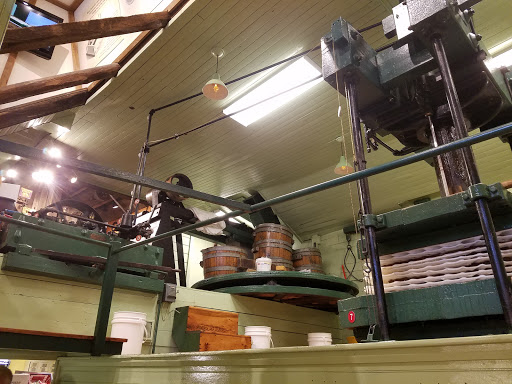 Winery «Fly Creek Cider Mill & Orchard», reviews and photos, 288 Goose St, Fly Creek, NY 13337, USA