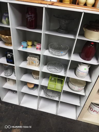 Thrift Store «Nifty Thrifty Shop LLC», reviews and photos
