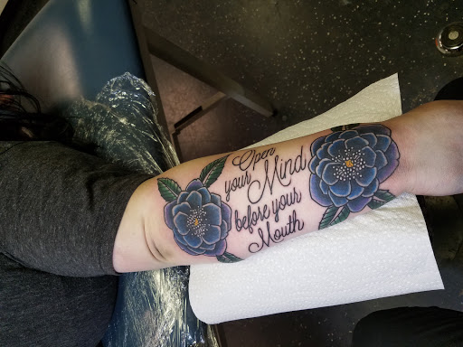 Tattoo Shop «Black Casket Tattoo», reviews and photos, 817 Scranton Carbondale Hwy, Scranton, PA 18508, USA