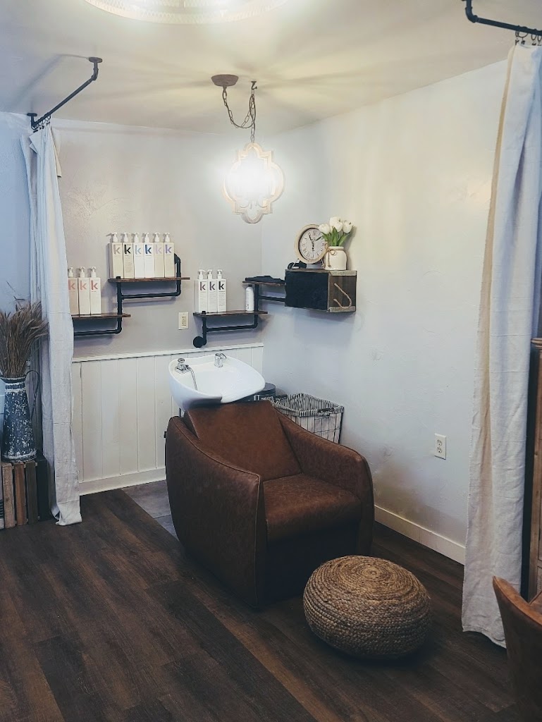 Martelli Salon - Ennis 59729
