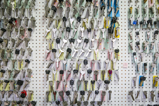 Locksmith «Keys Plus-midtown Locksmith», reviews and photos, 3130 Broadway, Sacramento, CA 95817, USA