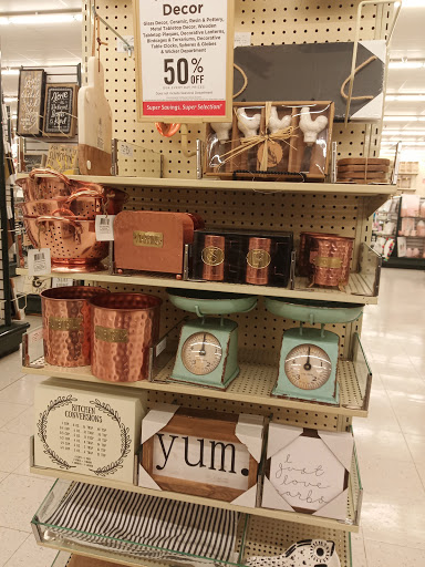 Craft Store «Hobby Lobby», reviews and photos, 840 E Rollins Rd, Round Lake Beach, IL 60073, USA