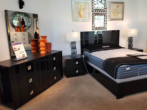 Furniture Store «Rooms To Go & Rooms To Go Kids Furniture Store - Sawgrass Mills (Plantation)», reviews and photos, 1905 N Flamingo Rd, Plantation, FL 33323, USA