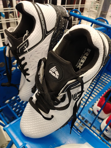 Clothing Store «Ross Dress for Less», reviews and photos, 4646 S Cooper St, Arlington, TX 76017, USA