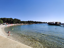 Fotografie cu Stoja beach cu o linie de coastă spațioasă