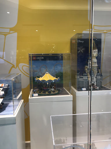 Toy Store «The LEGO Store», reviews and photos, 7875 Montgomery Rd #2109, Cincinnati, OH 45236, USA