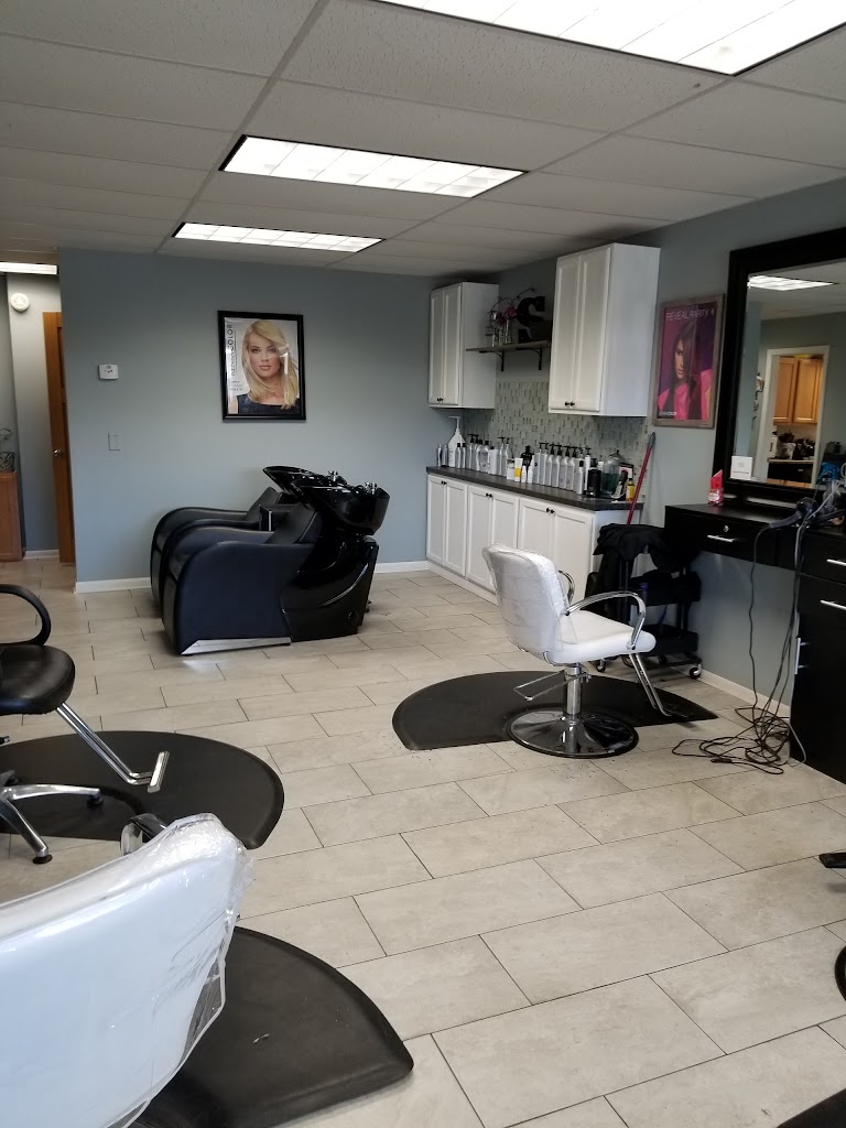 Relieving Hands Massage & Spa 44663