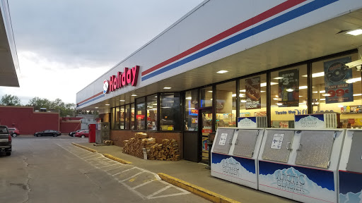 Holiday Stationstores, 121 Main St, Somerset, WI 54025, USA, 
