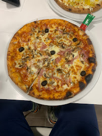 Plats et boissons du Pizzeria Andiamo pizza à Saint-Quentin - n°20