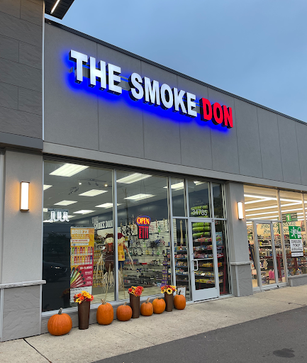 Smokers Wonderland and Convenience Store, 34785 Grand River Ave, Farmington, MI 48335, USA, 