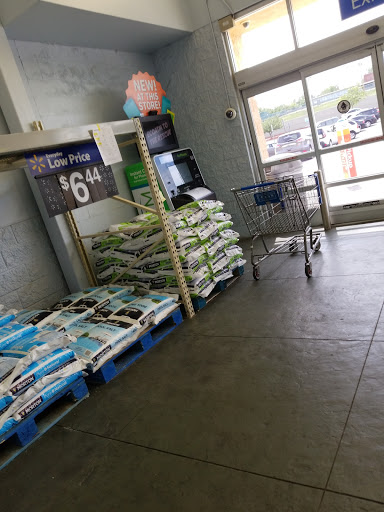 Department Store «Walmart Supercenter», reviews and photos, 2910 Grant Line Rd, New Albany, IN 47150, USA