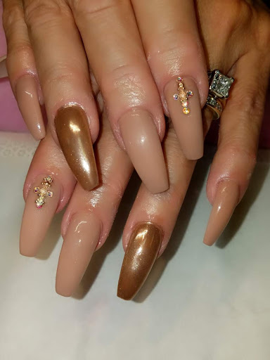 Beauty Salon «Edge Hair & Nail Salon», reviews and photos, 1610 N Zaragoza Rd, El Paso, TX 79936, USA