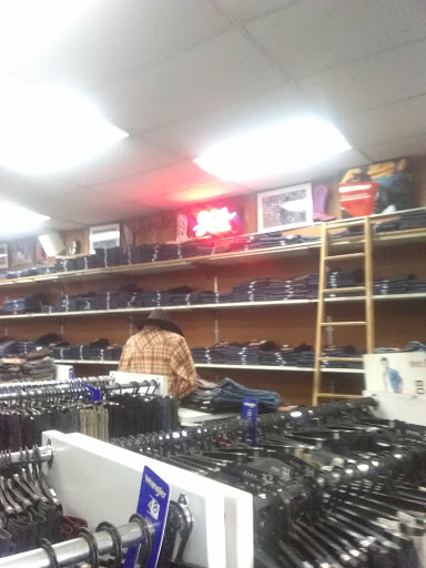 Western Apparel Store «Country General Store», reviews and photos, 6279 Van Nuys Blvd, Van Nuys, CA 91401, USA