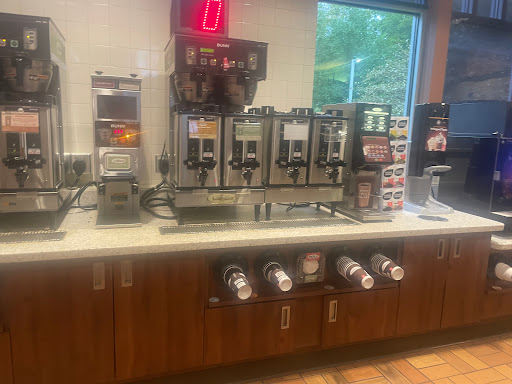 Convenience Store «Kwik Trip #219», reviews and photos, 710 Williams St, Lake Geneva, WI 53147, USA