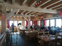 Atmosphère du Restaurant La Pointe de Nyon à Morzine - n°19