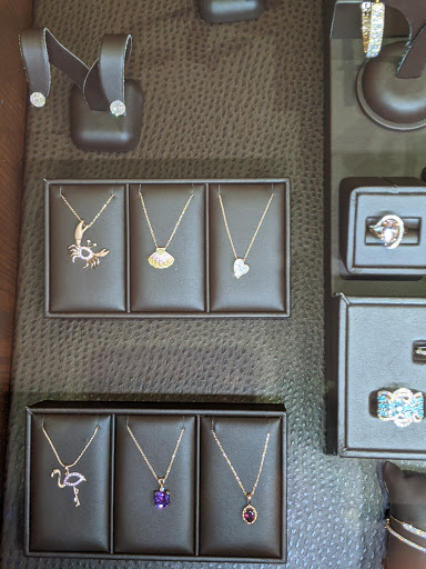 Jewelry Store «Leo Hamel Fine Jewelry & Engagement Ring Store», reviews and photos, 1851 San Diego Ave, San Diego, CA 92110, USA