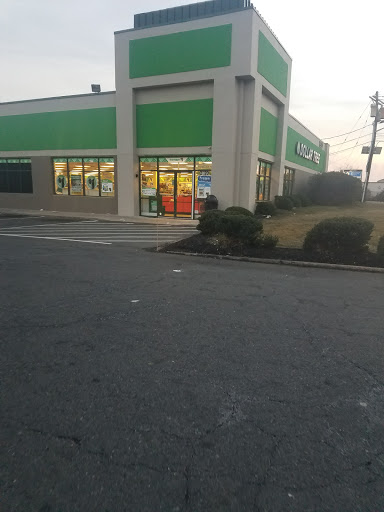 Dollar Store «Dollar Tree», reviews and photos, 2520 Brunswick Pike, Lawrenceville, NJ 08648, USA