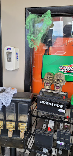 Auto Repair Shop «Velasquez Complete Auto Care», reviews and photos, 5317 S Archer Ave, Chicago, IL 60632, USA