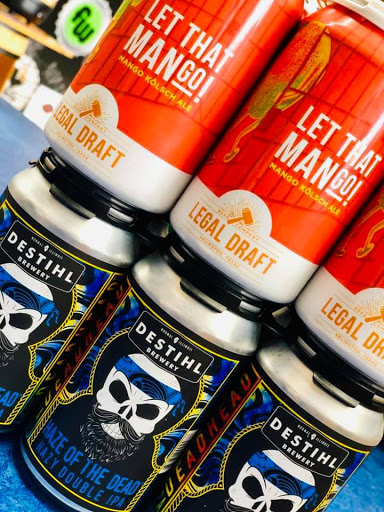 Convenience Store «Lone Star Beverages», reviews and photos, 3065 N Josey Ln #62, Carrollton, TX 75007, USA