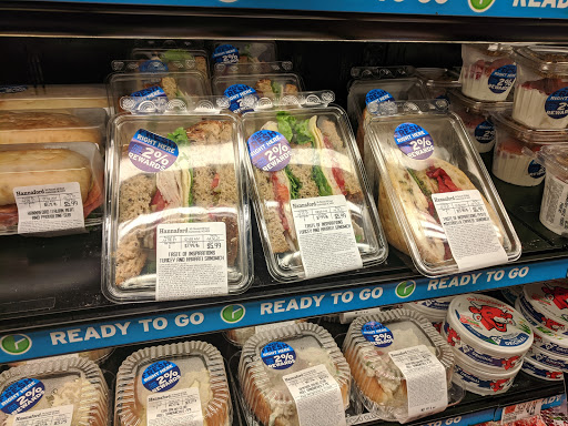 Grocery Store «Hannaford Supermarket», reviews and photos, 21 Essex Way, Essex Junction, VT 05452, USA