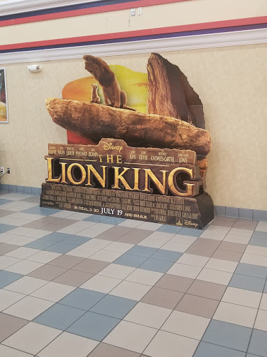 Movie Theater «Regal Cinemas Brandywine Town Center 16», reviews and photos, 3300 Brandywine Pkwy, Wilmington, DE 19803, USA