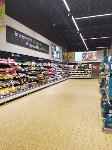 Supermarket «ALDI», reviews and photos, 1248 S Broad St, Wallingford, CT 06492, USA