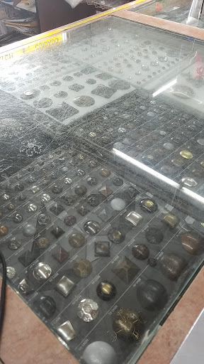 Fabric Store «H & R Fabrics - Home and Recreational Fabrics», reviews and photos, 1118 N 35th Ave, Phoenix, AZ 85009, USA