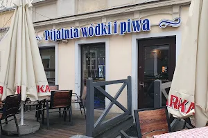 Pijalnia Wódki i Piwa Opole image