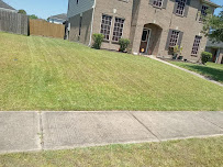 Elliott's Lawn Care and Services