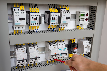 New Tecnology | Impianti elettrici e tecnologici Via Ruggiero Leoncavallo, 100/A, 87010 Lattarico CS, Italia