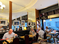 Atmosphère du Restaurant français Les Koupoles à Paris - n°1