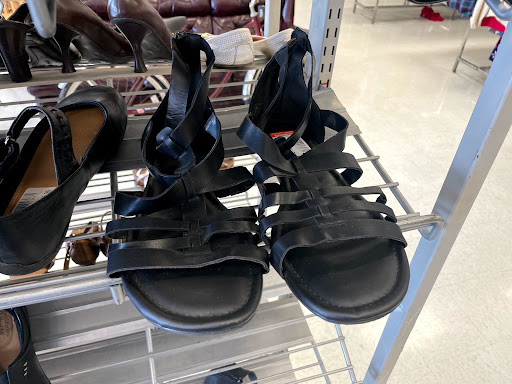 Thrift Store «Goodwill Industries of Middle Tennessee», reviews and photos, 1220 Huntsville Hwy, Fayetteville, TN 37334, USA