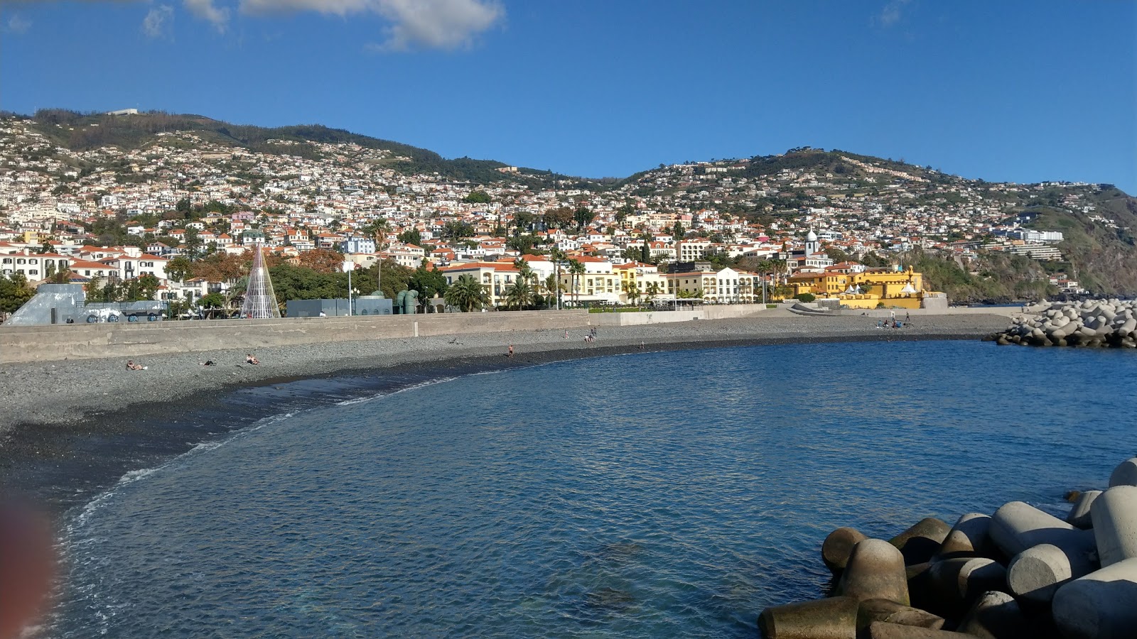 Foto de Nemo beach com baía espaçosa