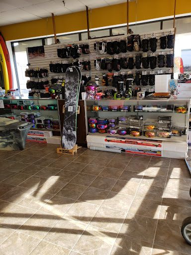 Ski Shop «Sun Valley Sports», reviews and photos, 8418 Castleton Corner Dr, Indianapolis, IN 46250, USA