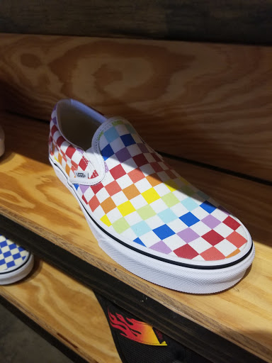 Shoe Store «Vans», reviews and photos, 420 S Garfield Ave, Alhambra, CA 91801, USA