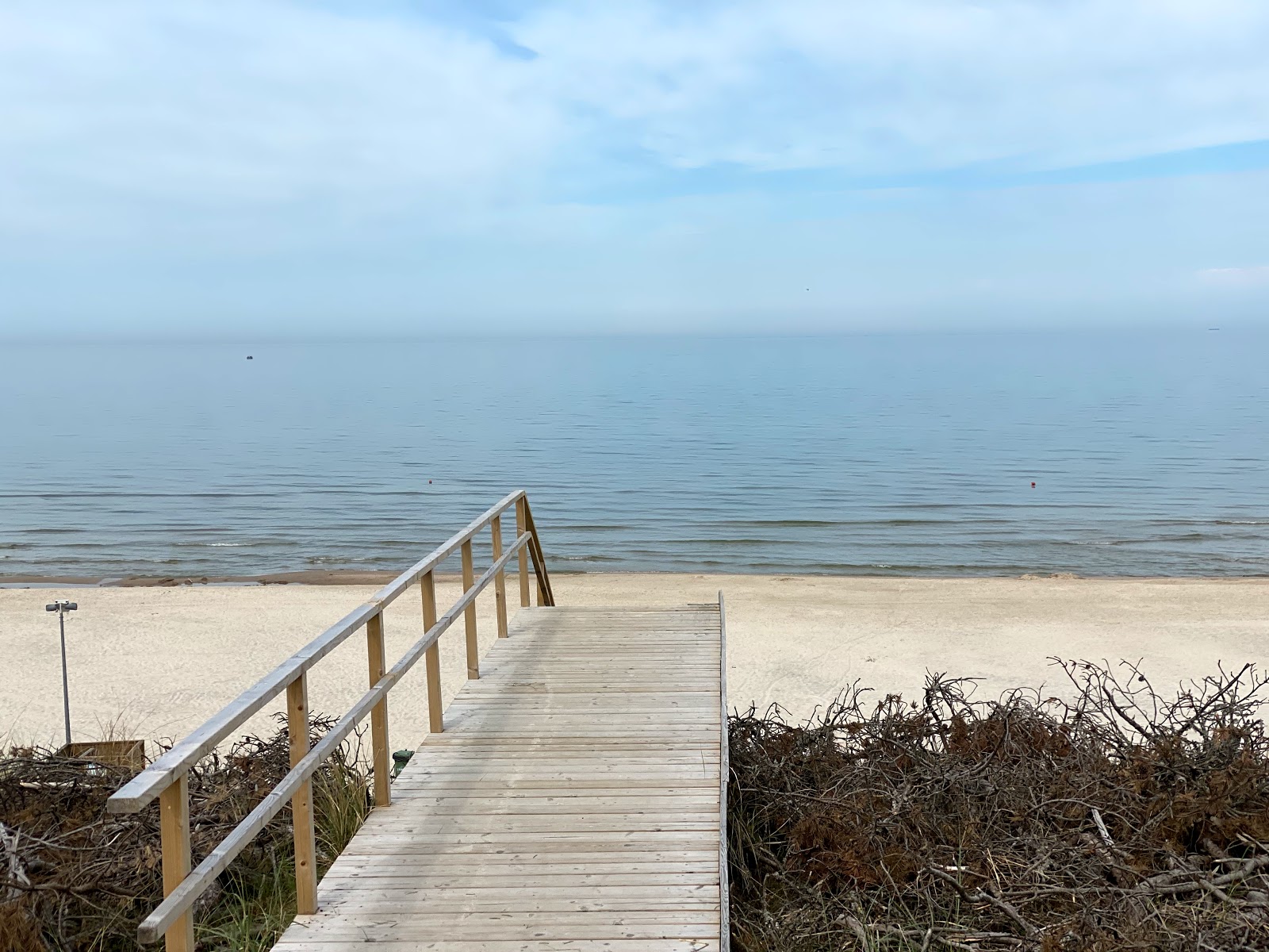 Photo de Smiltyne Beach - endroit populaire parmi les connaisseurs de la détente