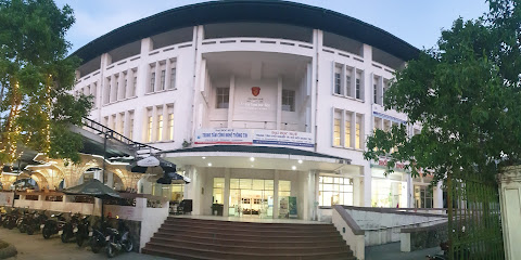 Thư viện đại học