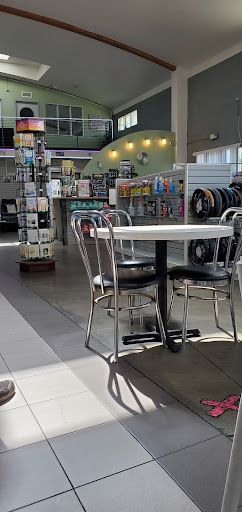 Car Wash «Cruisers Car Wash», reviews and photos, 8870 Tampa Ave, Northridge, CA 91324, USA