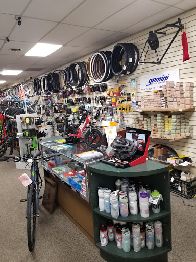 Bicycle Repair Shop «Gemini Ski & Board Center», reviews and photos, 4936 Everhard Rd NW, Canton, OH 44718, USA