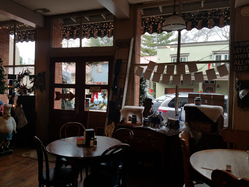 Convenience Store «Augusta General Store», reviews and photos, 109 Main St, Augusta, KY 41002, USA