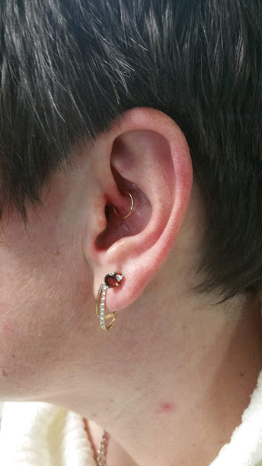 Tattoo Shop «Paper City Tattoo», reviews and photos, 1735 Northampton St, Holyoke, MA 01040, USA