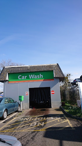 Reviews of IMO Car Wash in Gloucester - Car wash