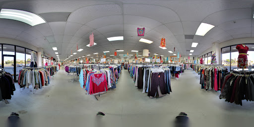 Thrift Store «Sunshine Thrift Store», reviews and photos, 4304 S Dale Mabry Hwy, Tampa, FL 33611, USA