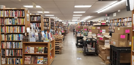 Book Store «Half Price Books Outlet», reviews and photos, 1785 Campbell Ln, Bowling Green, KY 42104, USA